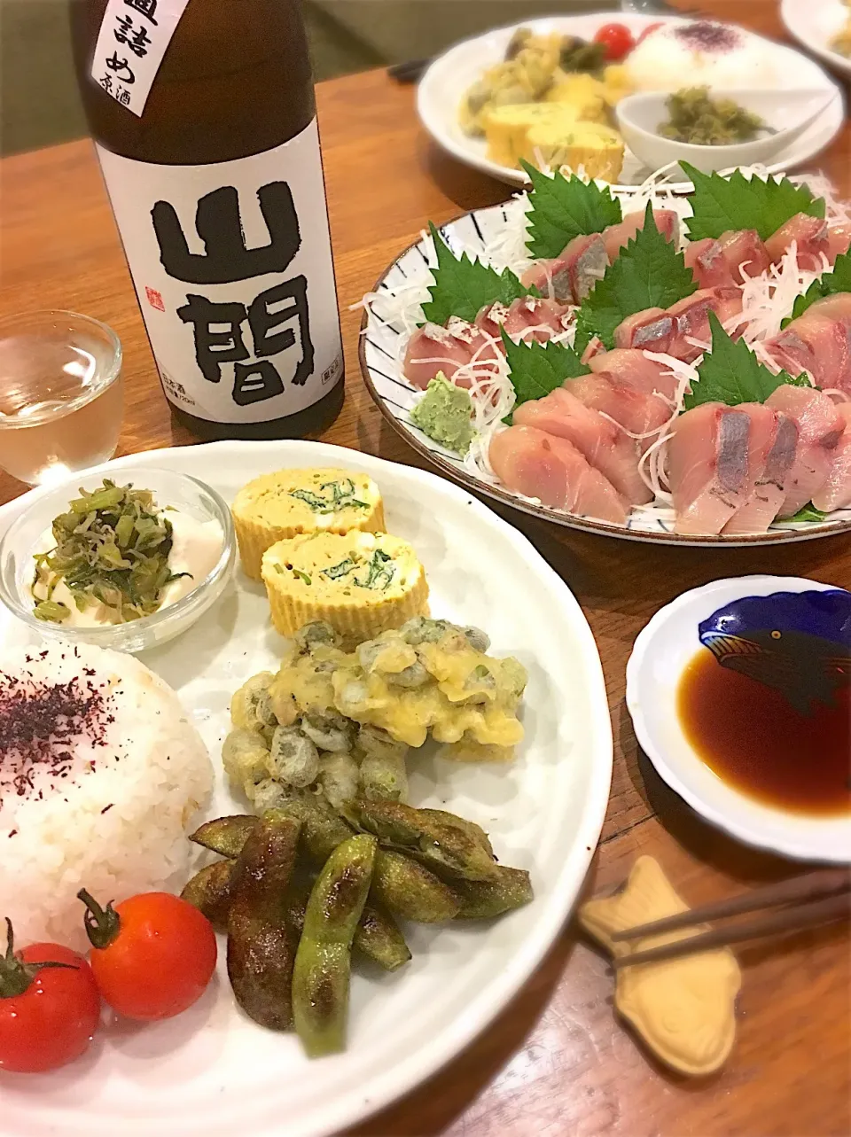 ネイリのお刺身と黒枝豆の天ぷら&ごま油炒め🍶|なかじー。さん