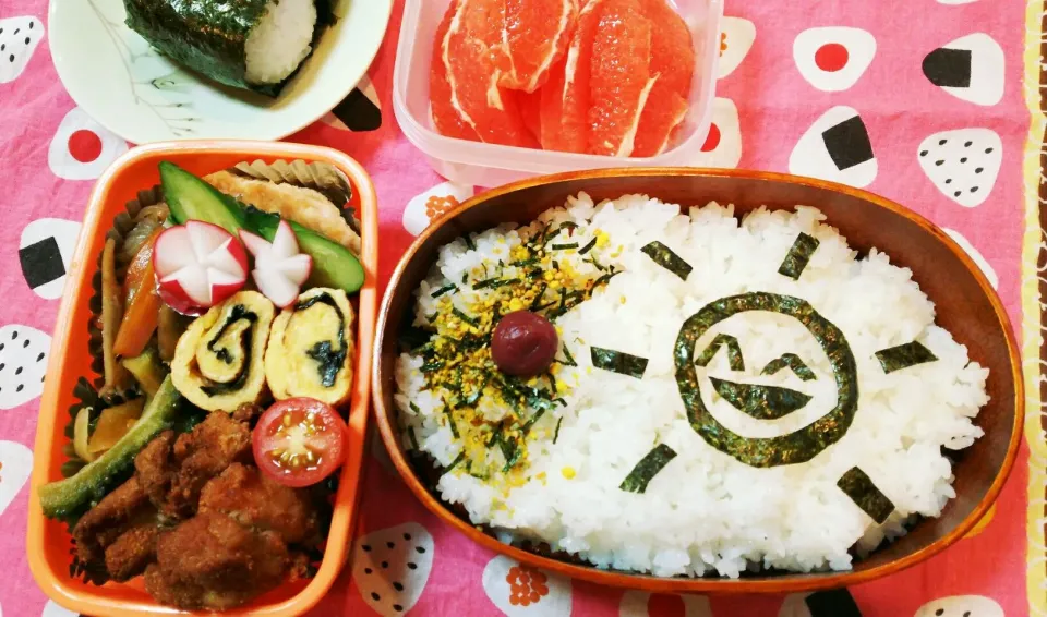 Snapdishの料理写真:ある日の旦那のサラメシ
唐揚げ弁当|Naomi Furuyaさん