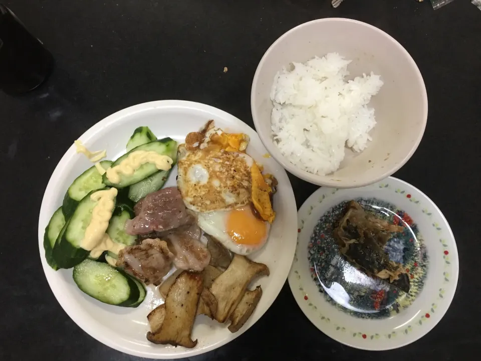 Snapdishの料理写真:#今日の夕飯#単身赴任飯|畑田 成治さん