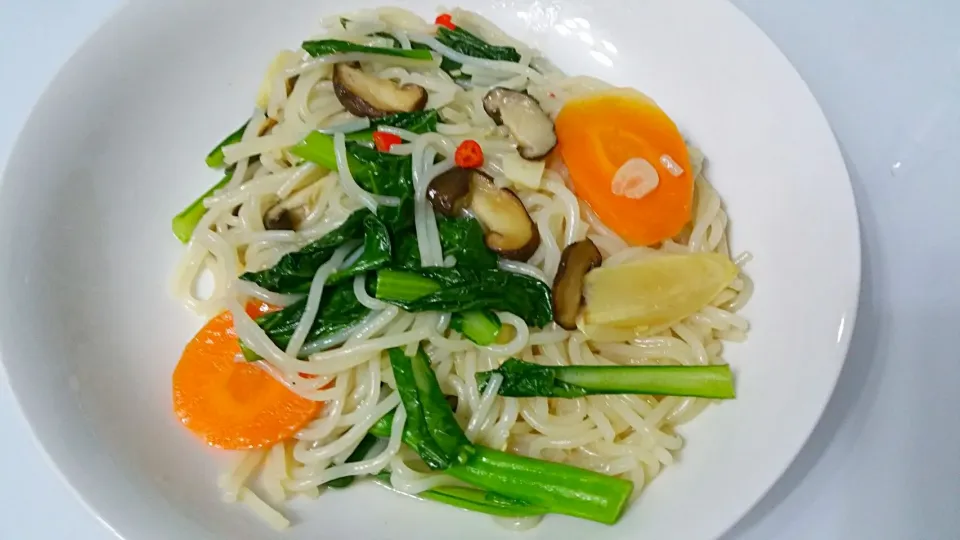 Spicy vegetarian stir fry thick bee hoon|🌷lynnlicious🌷さん