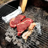 Grilled Ribeye and Lobster Tail|Jen Hembreeさん