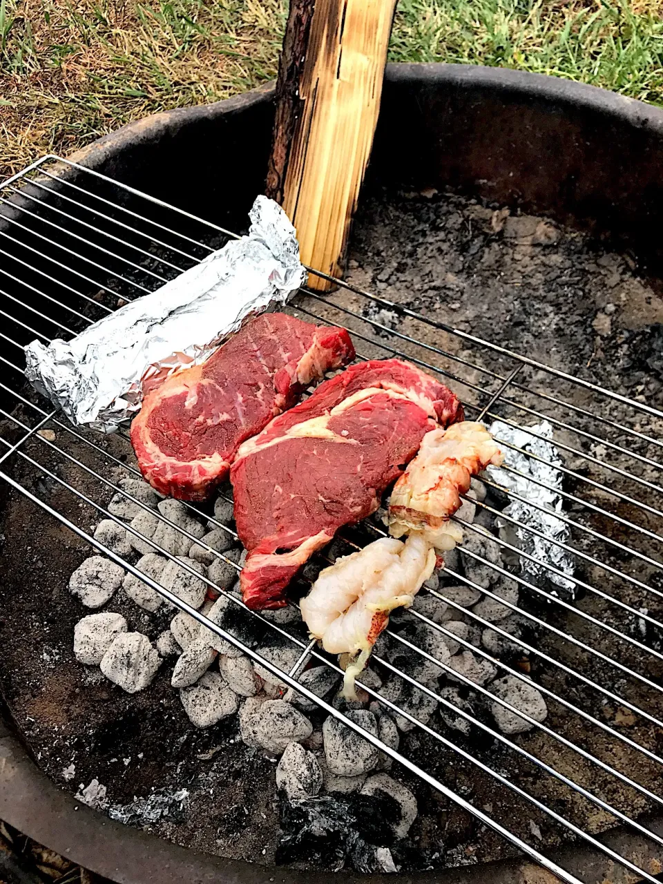 Grilled Ribeye and Lobster Tail|Jen Hembreeさん