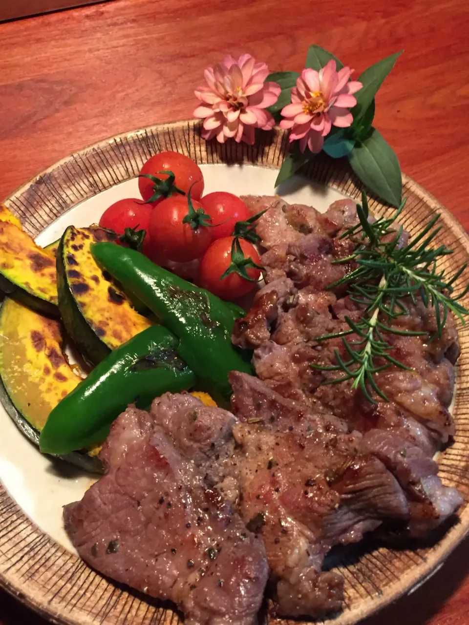 桜央里ちゃん👩‍🌾🌸💕の豚肉の赤ワインマリネ✨🍷グリル🐷✨🎉🍷🍾🎂✨|ボンバーさん