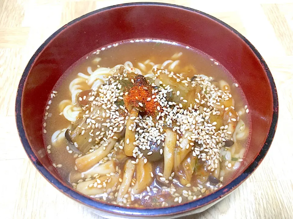 12月中旬の気温の中夜勤明けでサッポロ一番味噌ラーメンをキムチ野菜あんかけラーメンで🍜|Tarou  Masayukiさん