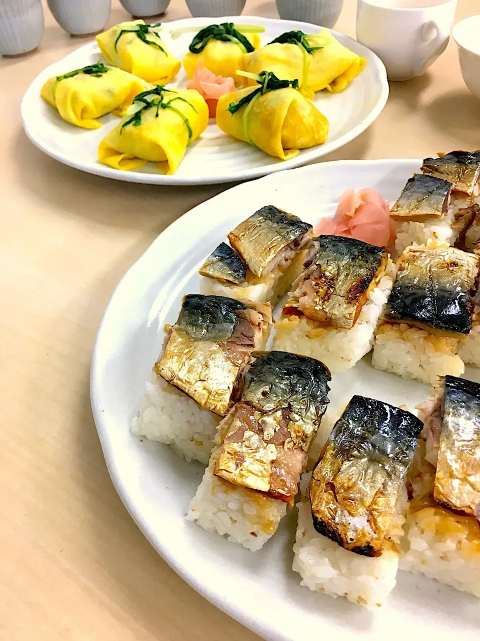 Snapdishの料理写真:焼き鯖寿司＆茶巾寿司🇯🇵交流会にて🍴|luvskyさん