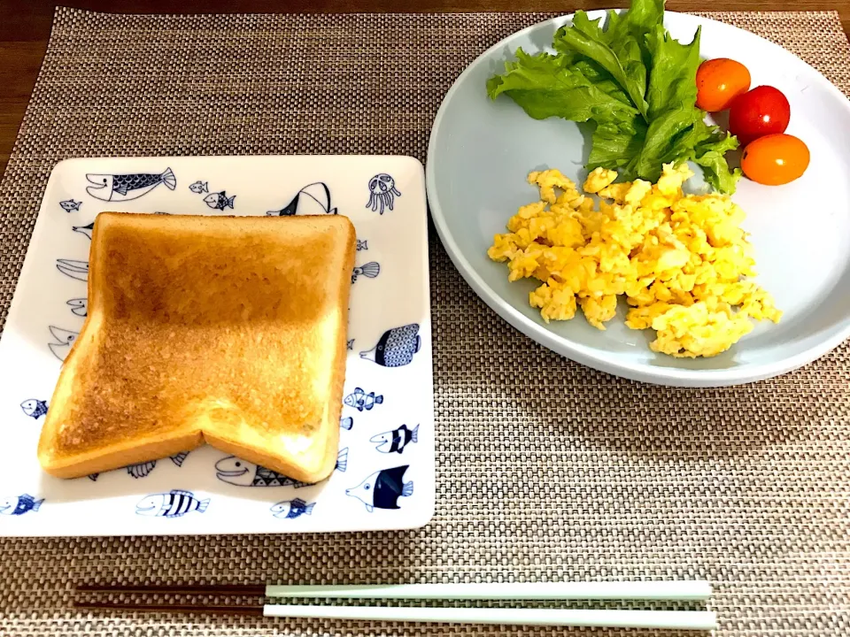 Snapdishの料理写真:朝ご飯|ぎゅうさん