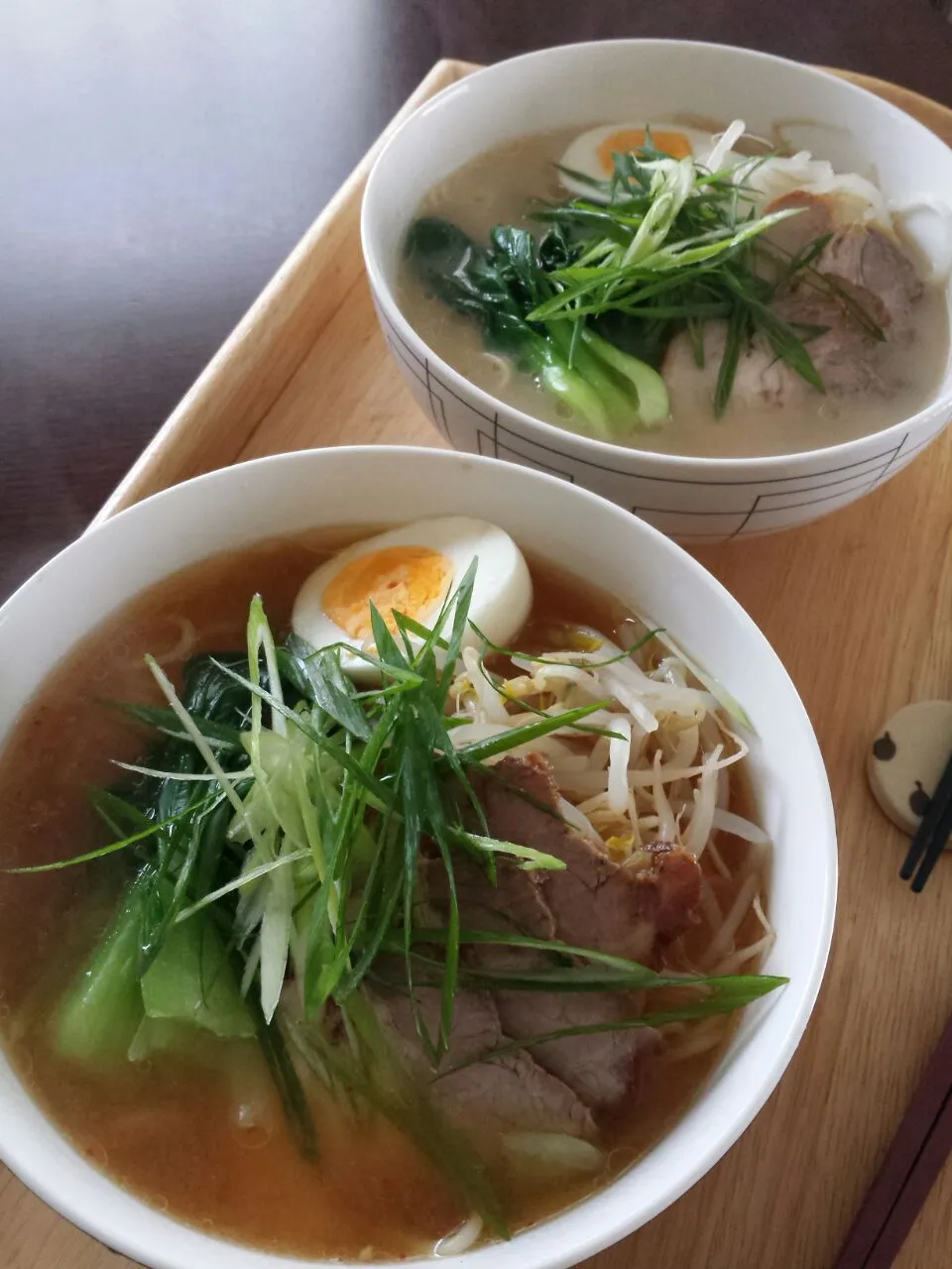 Snapdishの料理写真:インスタント拉麺で昼ごはん|おちゃわんさん