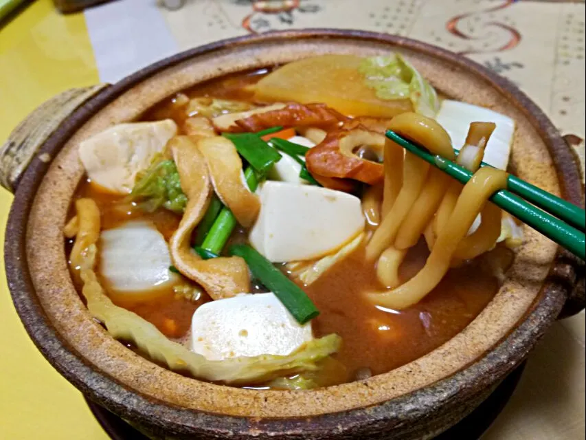 こんな寒ーい日には🍃☔
アッツアツの鍋焼き味噌煮込みうどん🍲|korinoさん