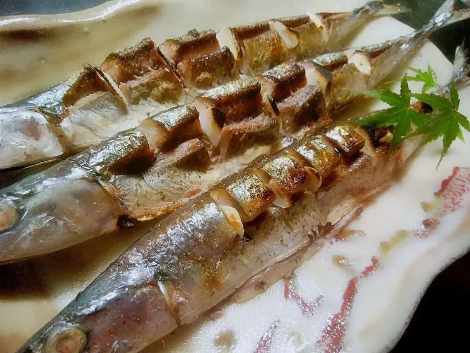 Imanaka Yukikoさんの秋刀魚のガーリック焼きをお魚グリルで焼いてみました！😆😆|sakurakoさん