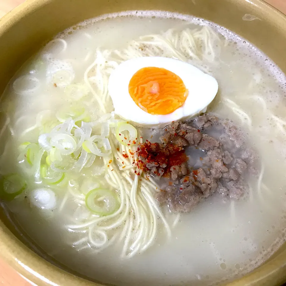 🍜チャルメラ バリカタ麺 豚骨
#チャルメラ #バリカタ豚骨  #豚骨|たまこっこさん