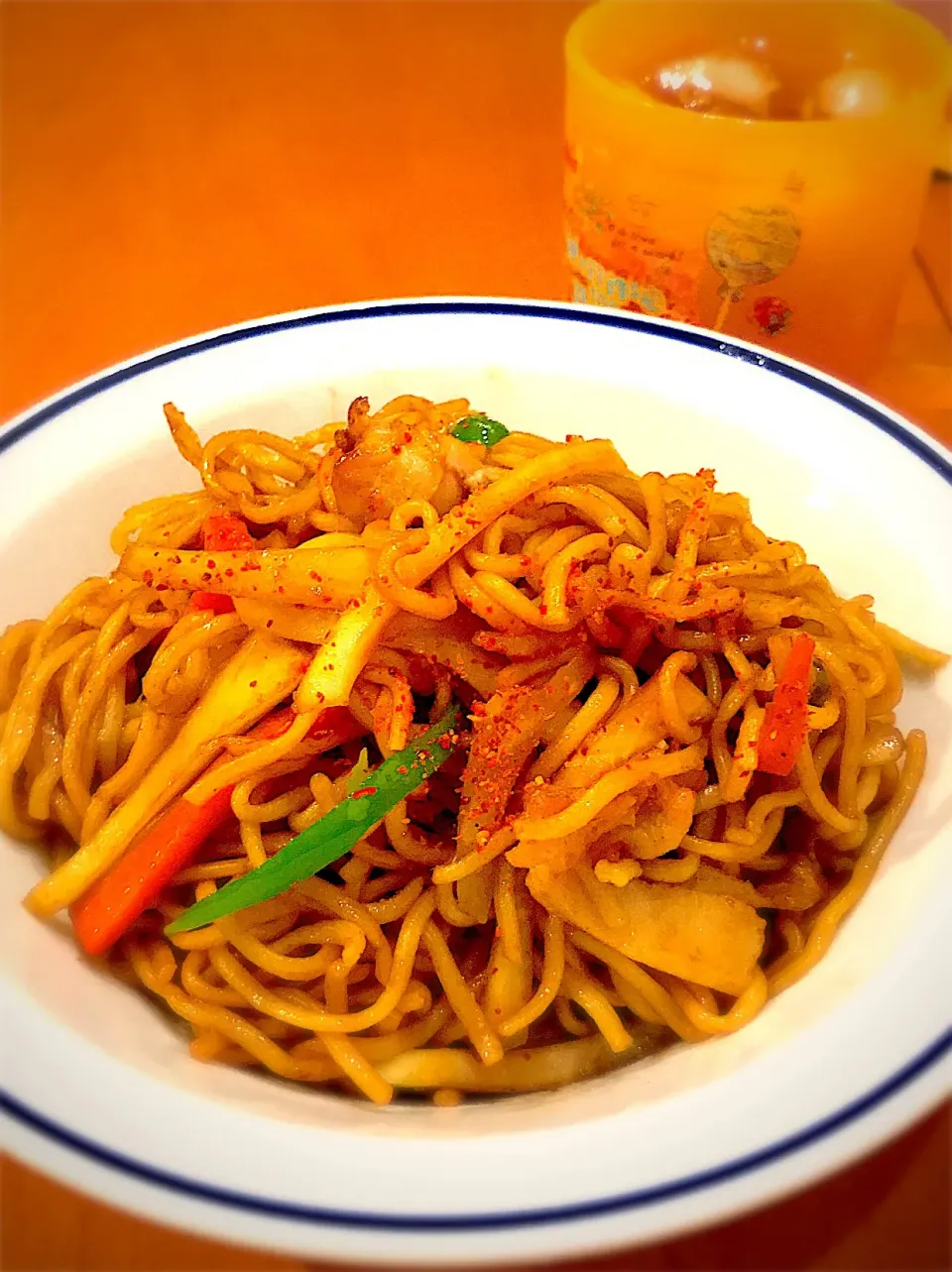 鶏モモと竹輪、青パパイヤのタイ風焼きそば🥒🥕   マンゴーティー🍹|ch＊K*∀o(^^*)♪さん