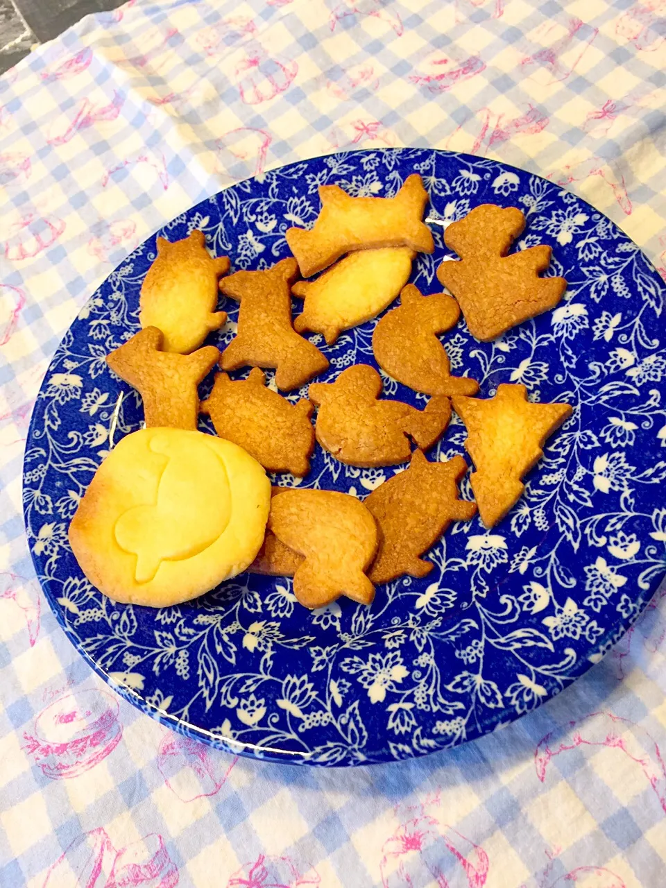 Snapdishの料理写真:娘ちゃん手作りクッキー🍪|アチコさん