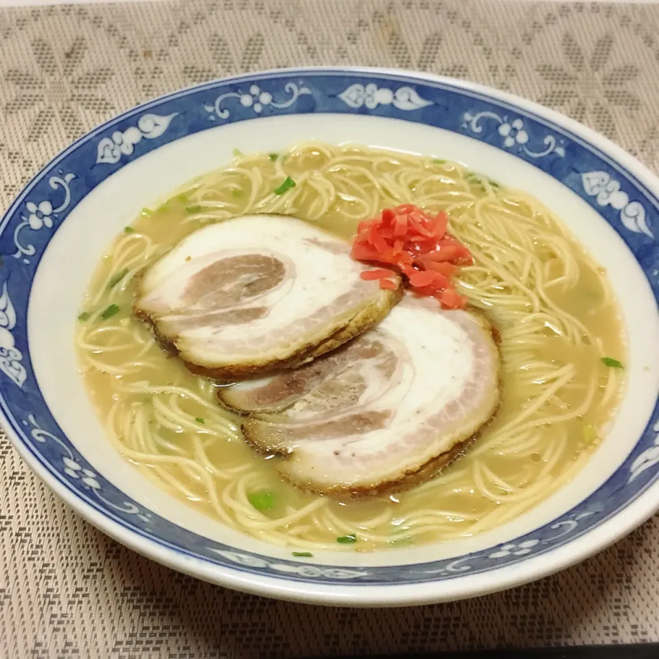 博多とんこつラーメン|美也子さん