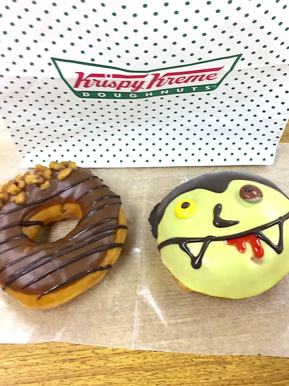 キャラメルウォールナッツ
Mr.ストロベリーヴァンパイア
#クリスピークリームドーナツ🍩|himeさん