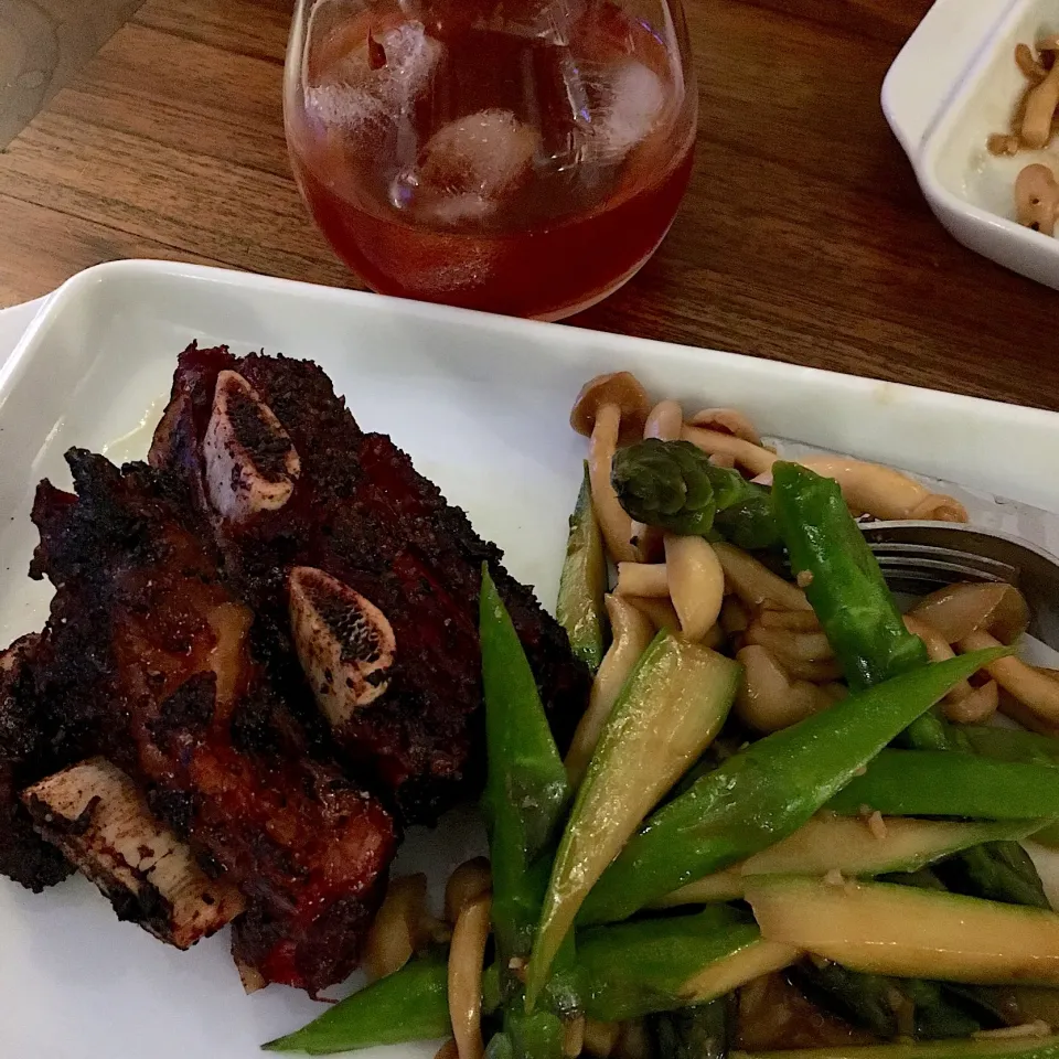 Dinner of short rib and asparagus stir fry|karen limさん