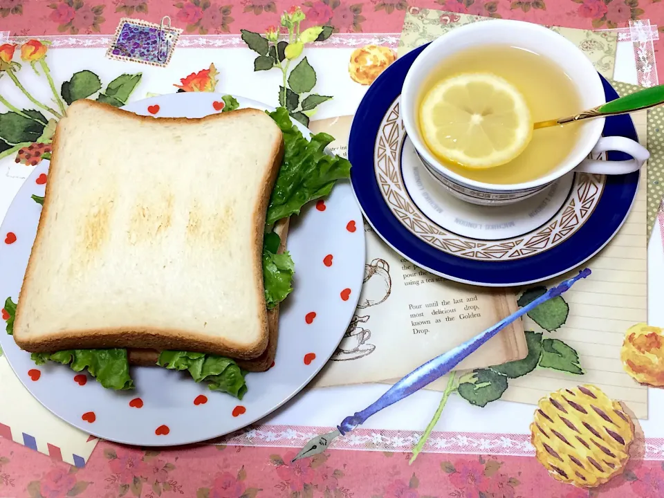 ホットサンド&ホットレモネード|ゆぴさん