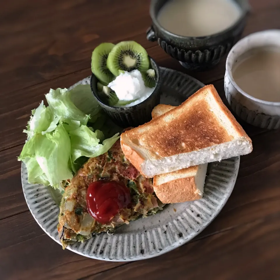 Snapdishの料理写真:今日の朝ごはん|ぺんぎんさん