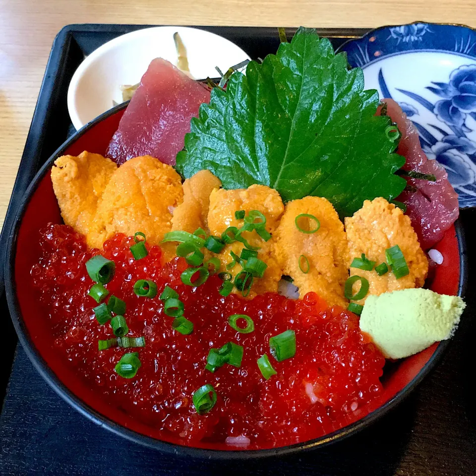 三色丼|yumyum😋さん