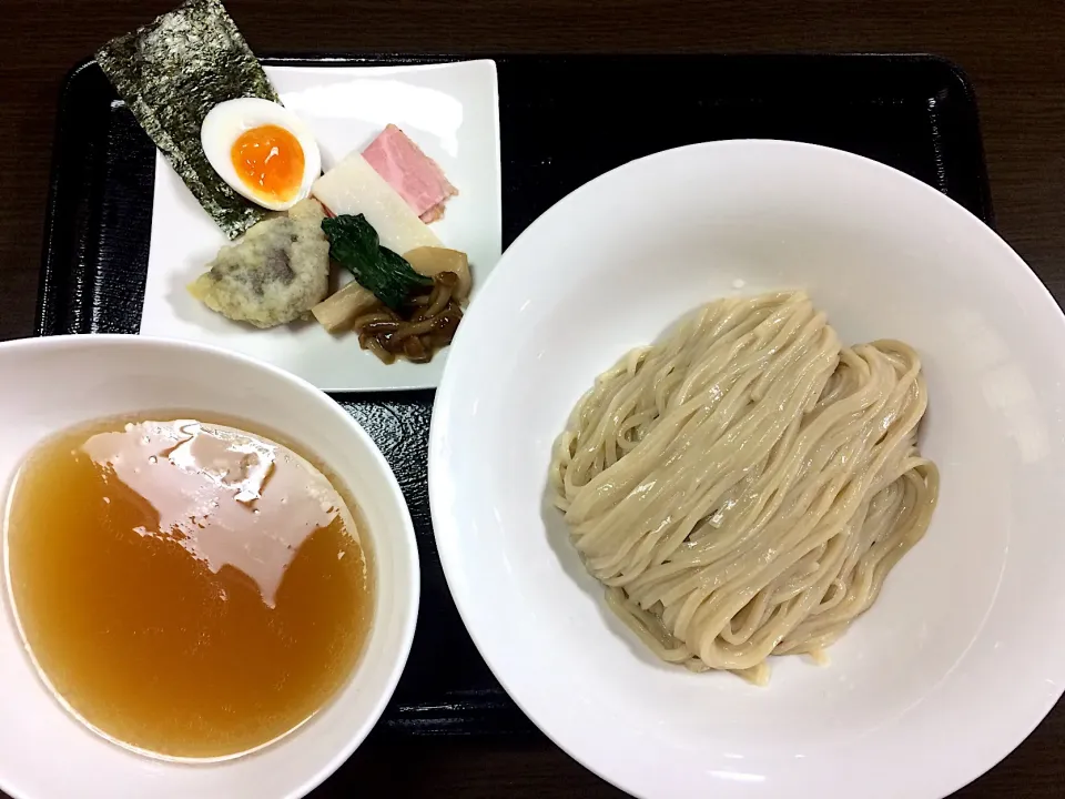 台風接近中ですが…ガチ麺道場さんで限定を食す〜♡|いく❤️さん