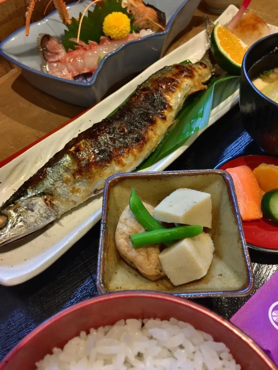 秋刀魚定食＋アカザエビ刺身|ダンディ☆和田さん