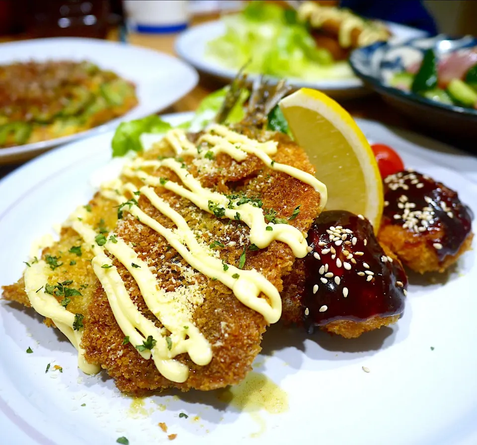 鰯フライと豚コマの味噌カツ|沖縄「ピロピロ」ライフさん