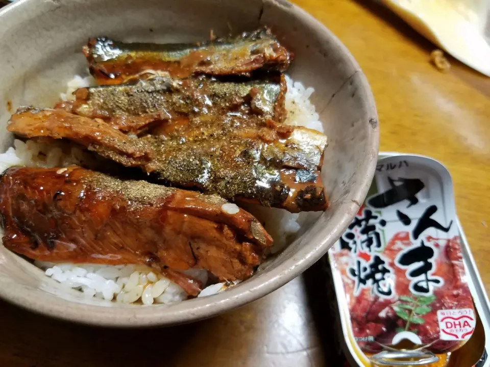 さんまの蒲焼き丼|Morito Kamiyaさん