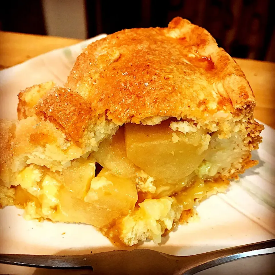 Deep Dish Apple & Golden Syrup Custard Pie Sunday Home Baking #chefemanuel  homecooking  love it like I love life|Emanuel Hayashiさん