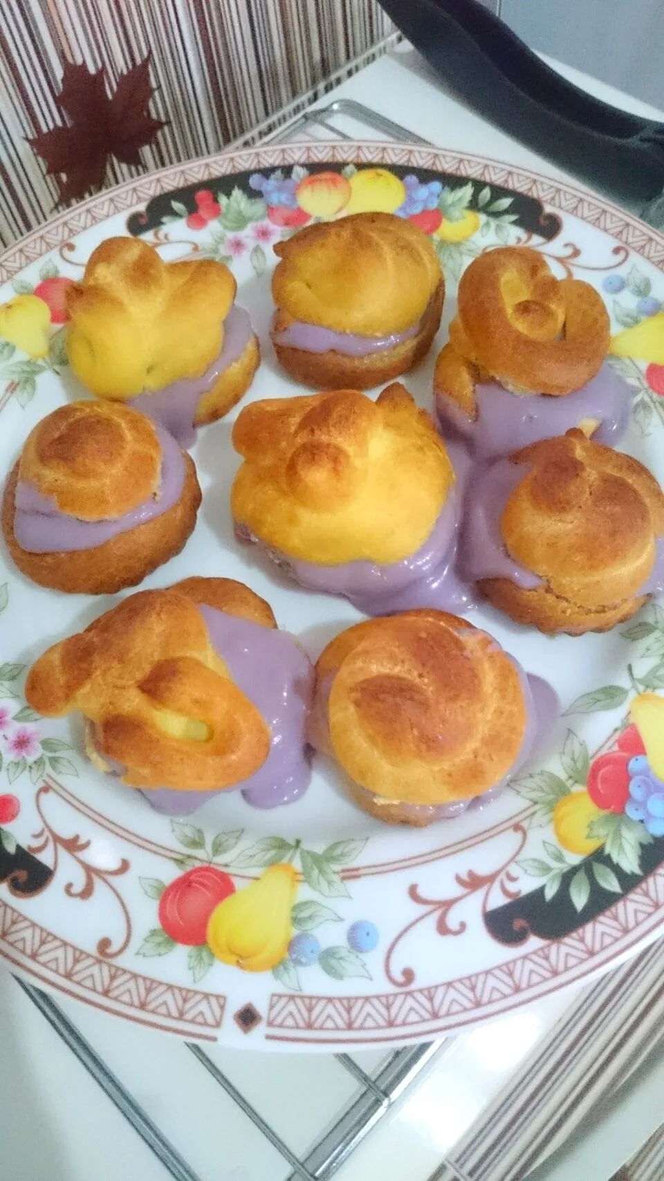 Snapdishの料理写真:my first choux pastry|harakitchenさん