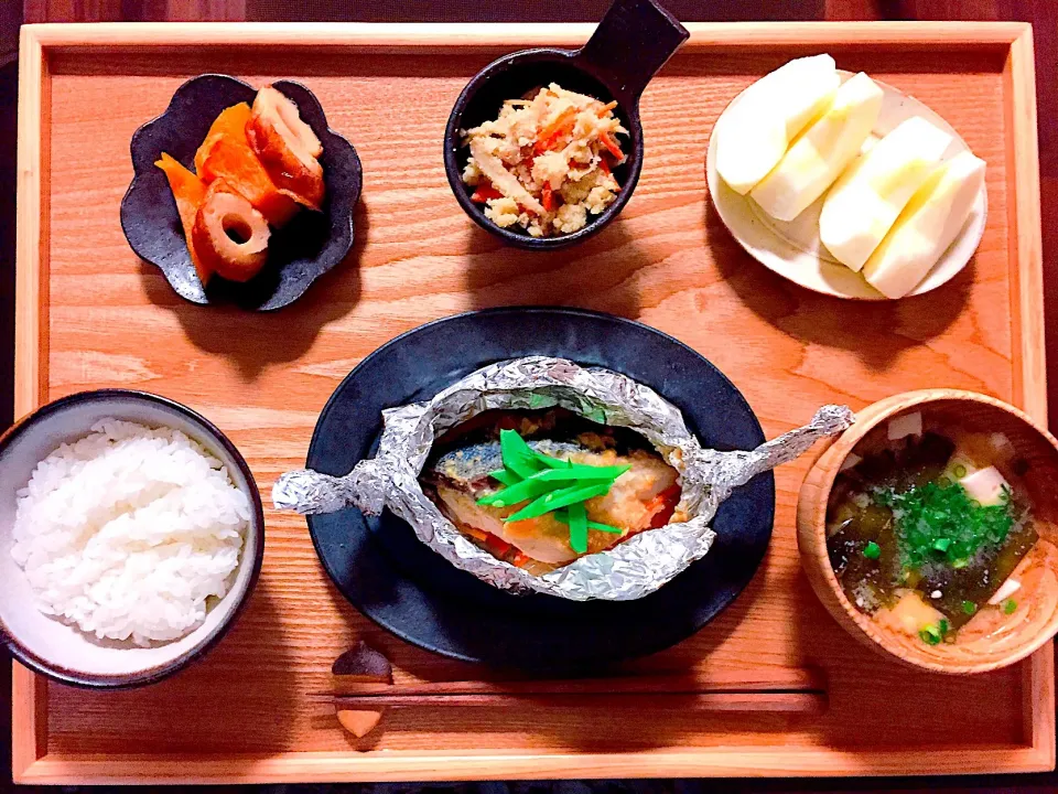 ブリの香りみそ焼き、ごぼうたっぷりのおから煮、かぼちゃとちくわの煮物|はらしおりさん