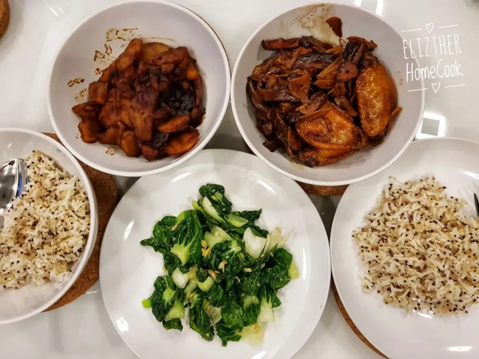 Steamed Potatoes +
Stir Fry Chicken with Rice Wine & Shitake Mushroom + Stir fry Nai Bai 
#anyhowdinner #elizhomecook #cookingtherapy #cookingdiary #homecook #C|Esther Eliz Limさん