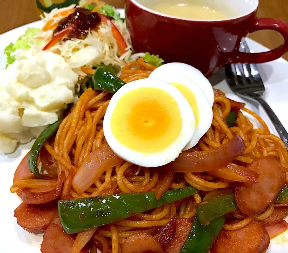 ナポリタンのワンプレート晩ご飯🎵|みほままこさん