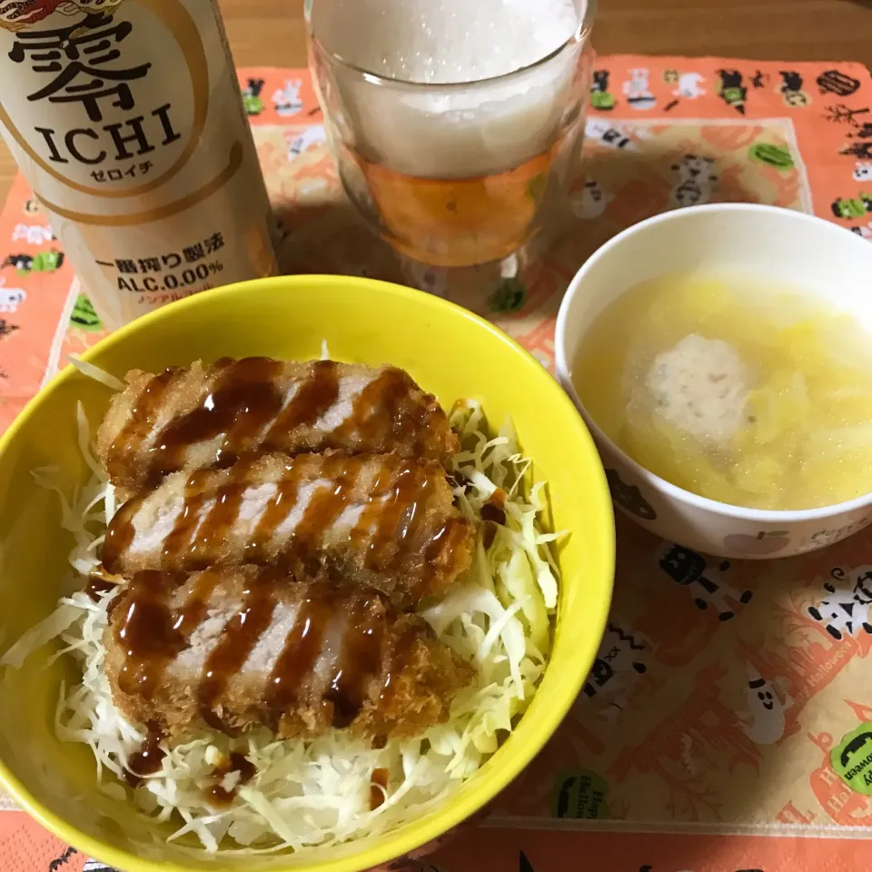 ソースカツ丼と白菜の中華スープ|puuqさん