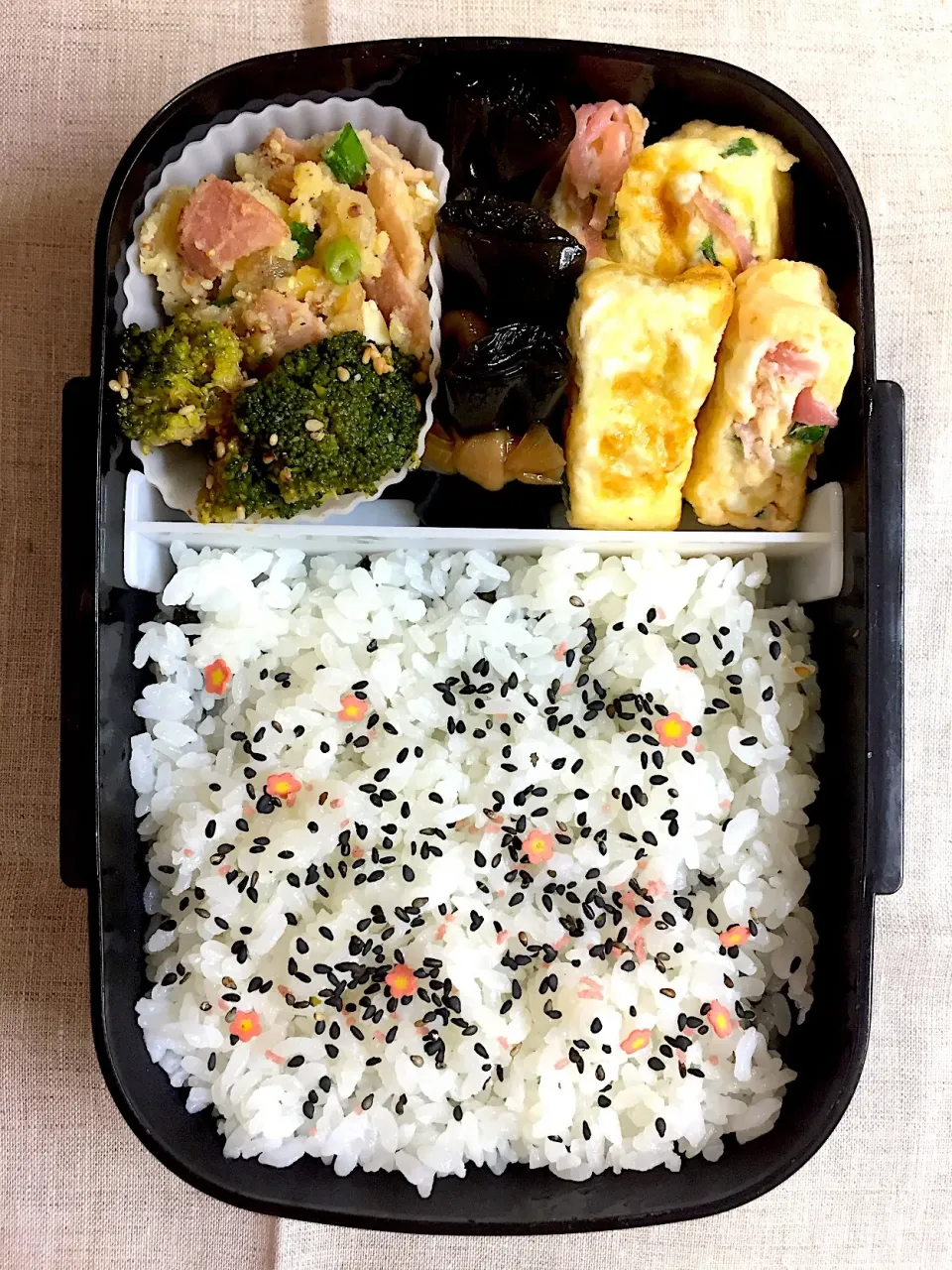 Snapdishの料理写真:お弁当／男子高校生|nayutaさん