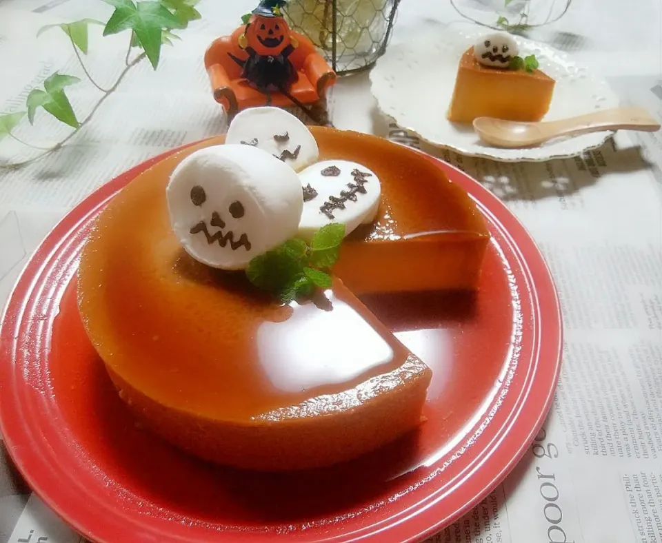 Snapdishの料理写真:ばろんさんの今日のおやつ💗かぼちゃプリン🎃✨|sakurakoさん