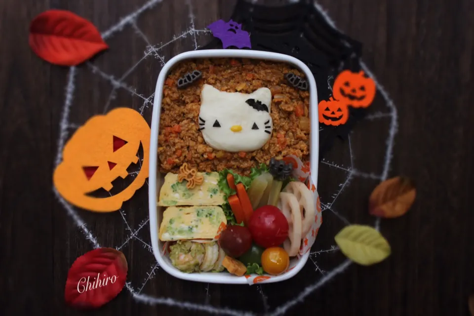 ハロウィンキティのドライカレー弁当|viola217さん