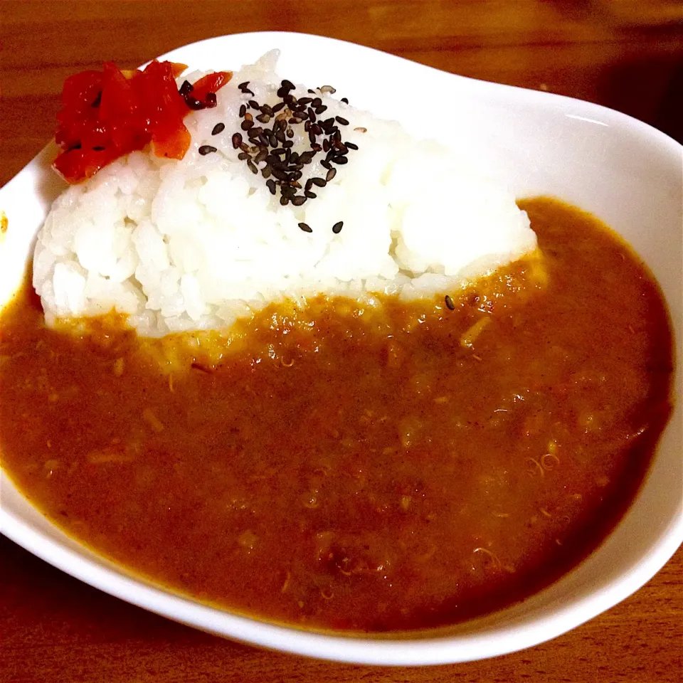 Snapdishの料理写真:チキンマサラカレー🍛面白い食感#美容と健康#新食感#レトルトカレー|まいりさん