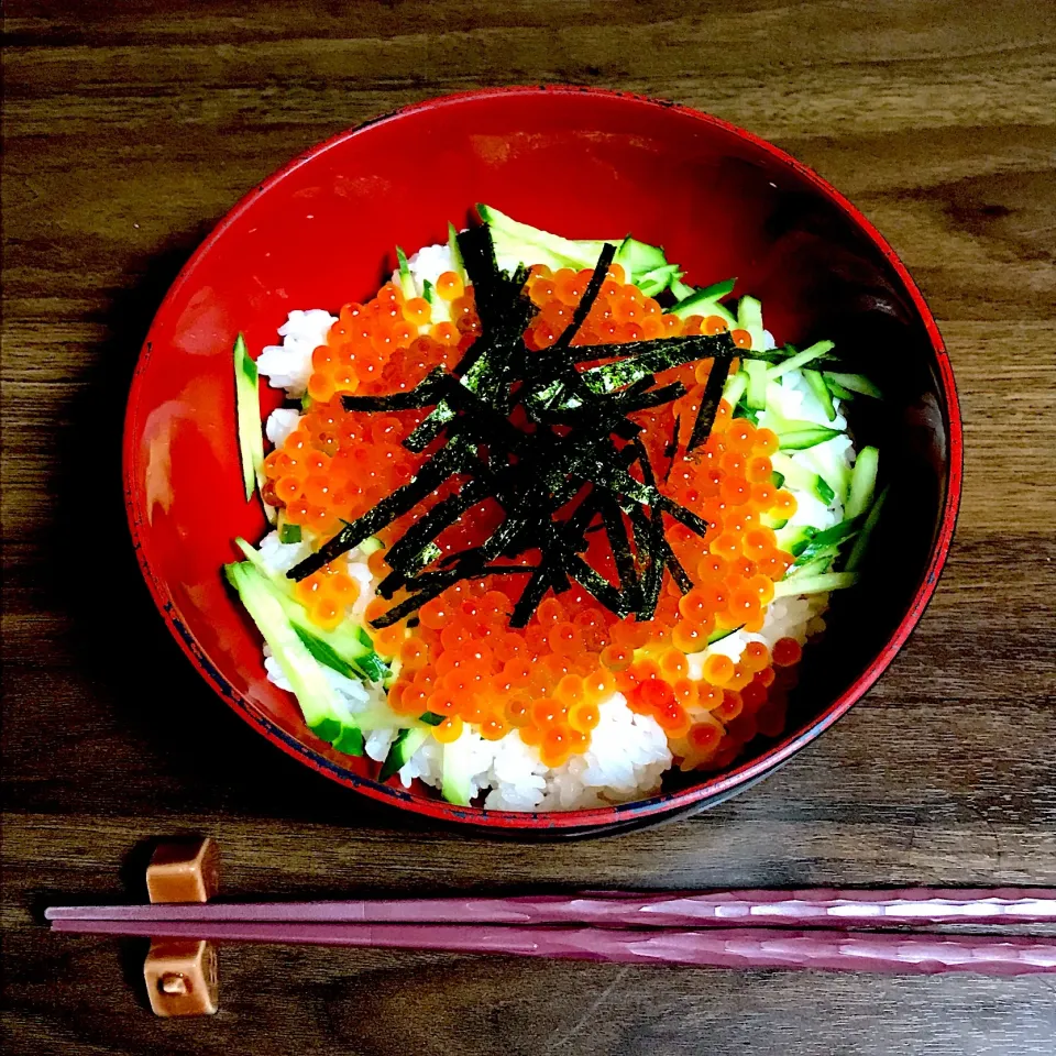 Snapdishの料理写真:赤い宝石〜いくら丼❣️|perfuさん