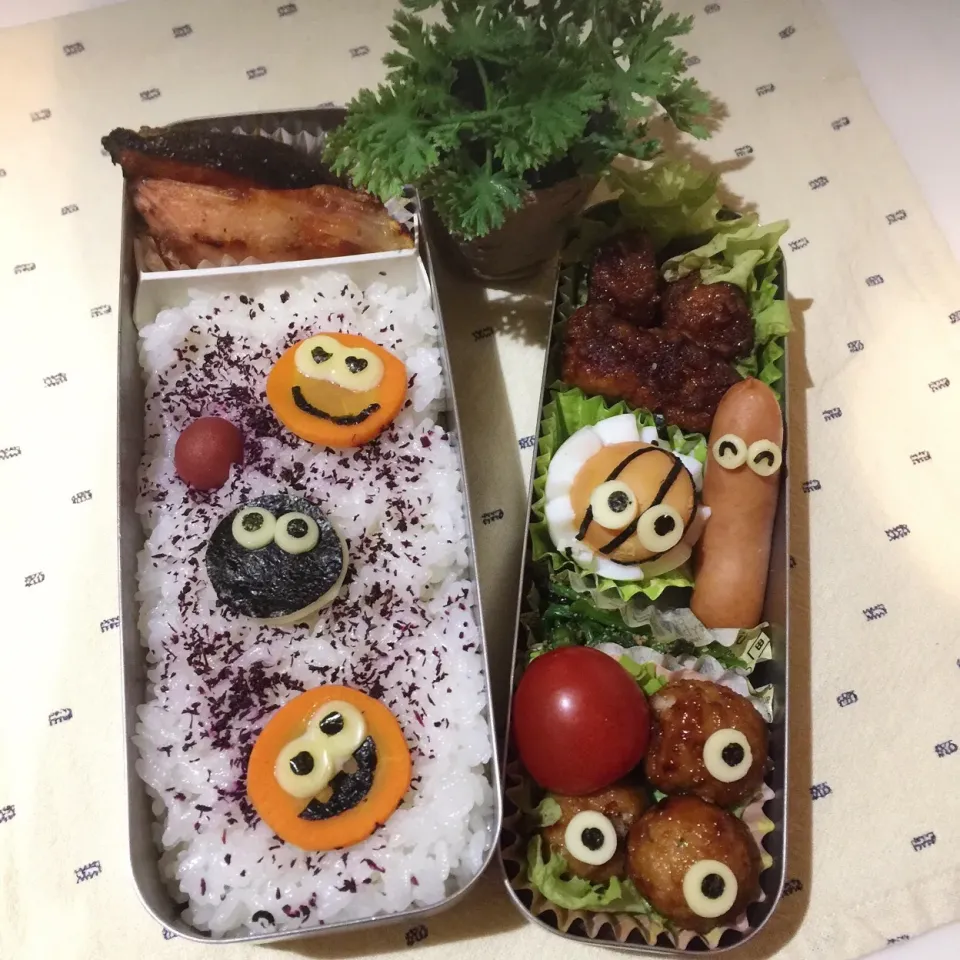 10/25❤︎旦那さんのお弁当❤︎ハロウィン🎃
#お弁当 #お昼ごはん #旦那さん弁当 #ランチ #日の丸 #ハロウィン|Makinsさん