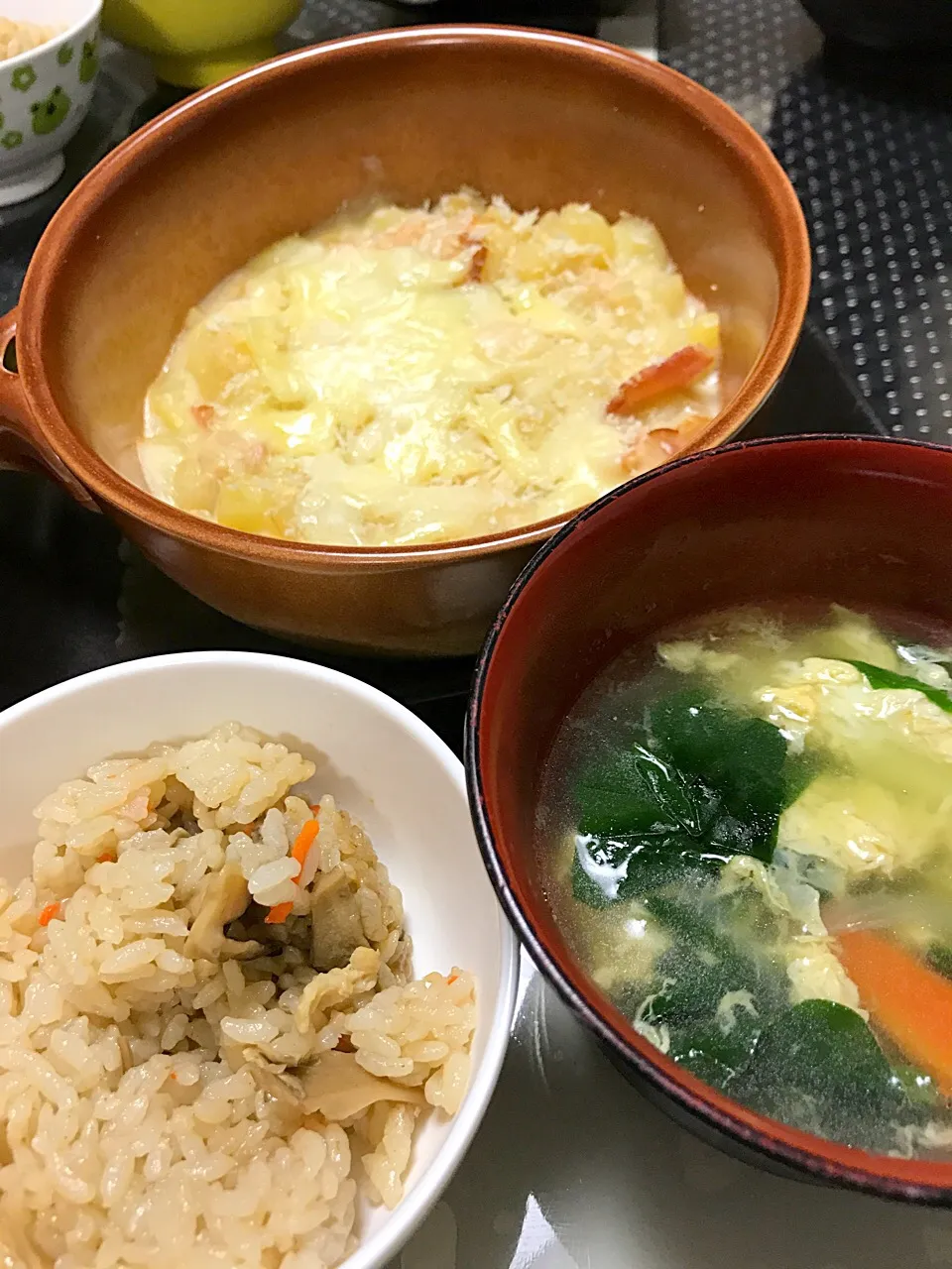 舞茸炊き込みご飯☆ほうれん草スープ☆簡単ポテトグラタン|MEGUMIさん