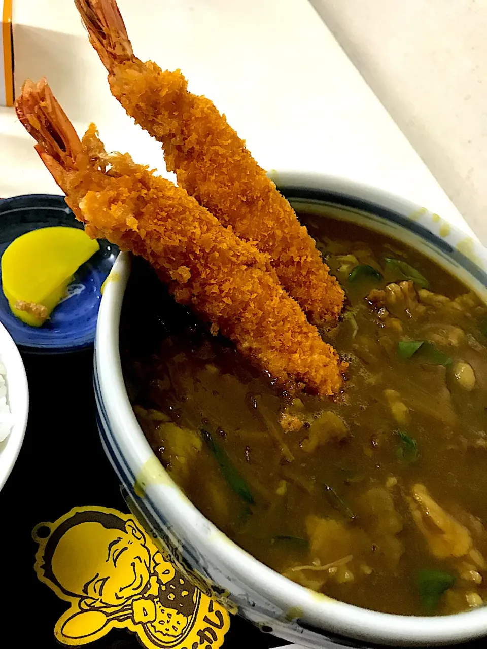 Snapdishの料理写真:小ご飯付き 海老カレーうどん 
@あづまや（明石市）|大阪カレー部長さん