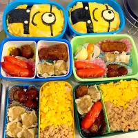 Snapdishの料理写真:台風で給食なし☆お弁当4人分