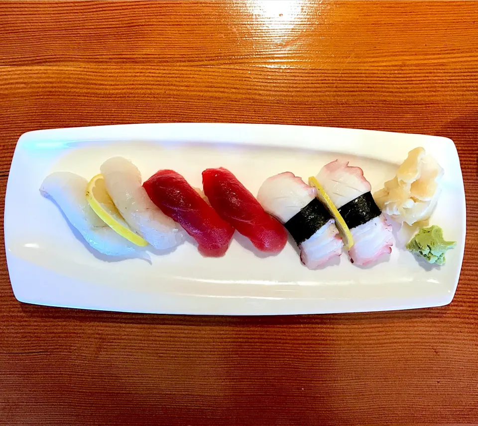 Nigiri (Halibut, Tuna, Octopus)|けーさん