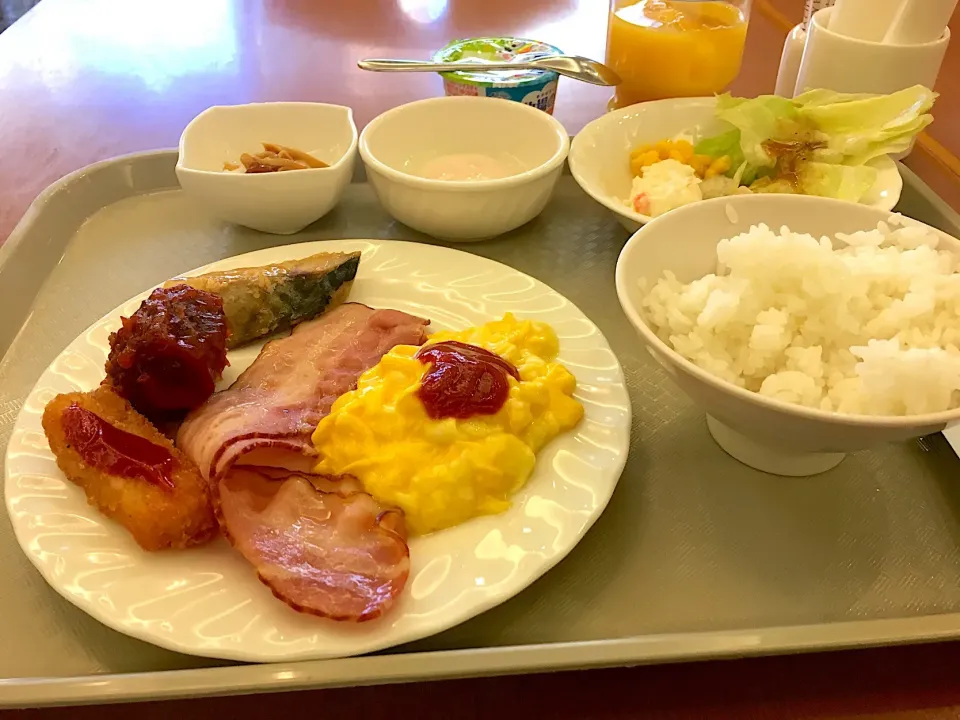 岡山のホテルでバイキング
今日は、和食で…|コージ💫さん