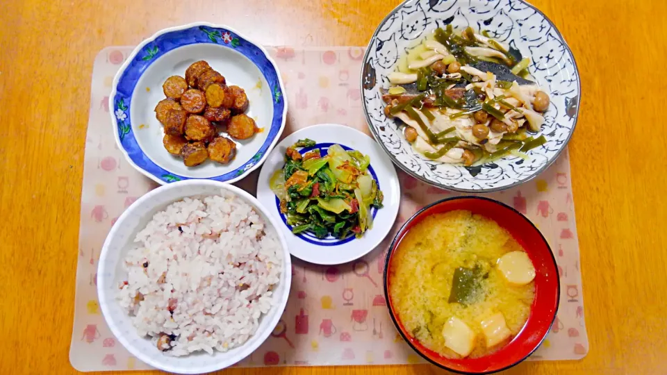 ９月２５日　鰤の酒塩煮　コロコロごぼう　茹でレタスの梅和え　お麩のお味噌汁|いもこ。さん