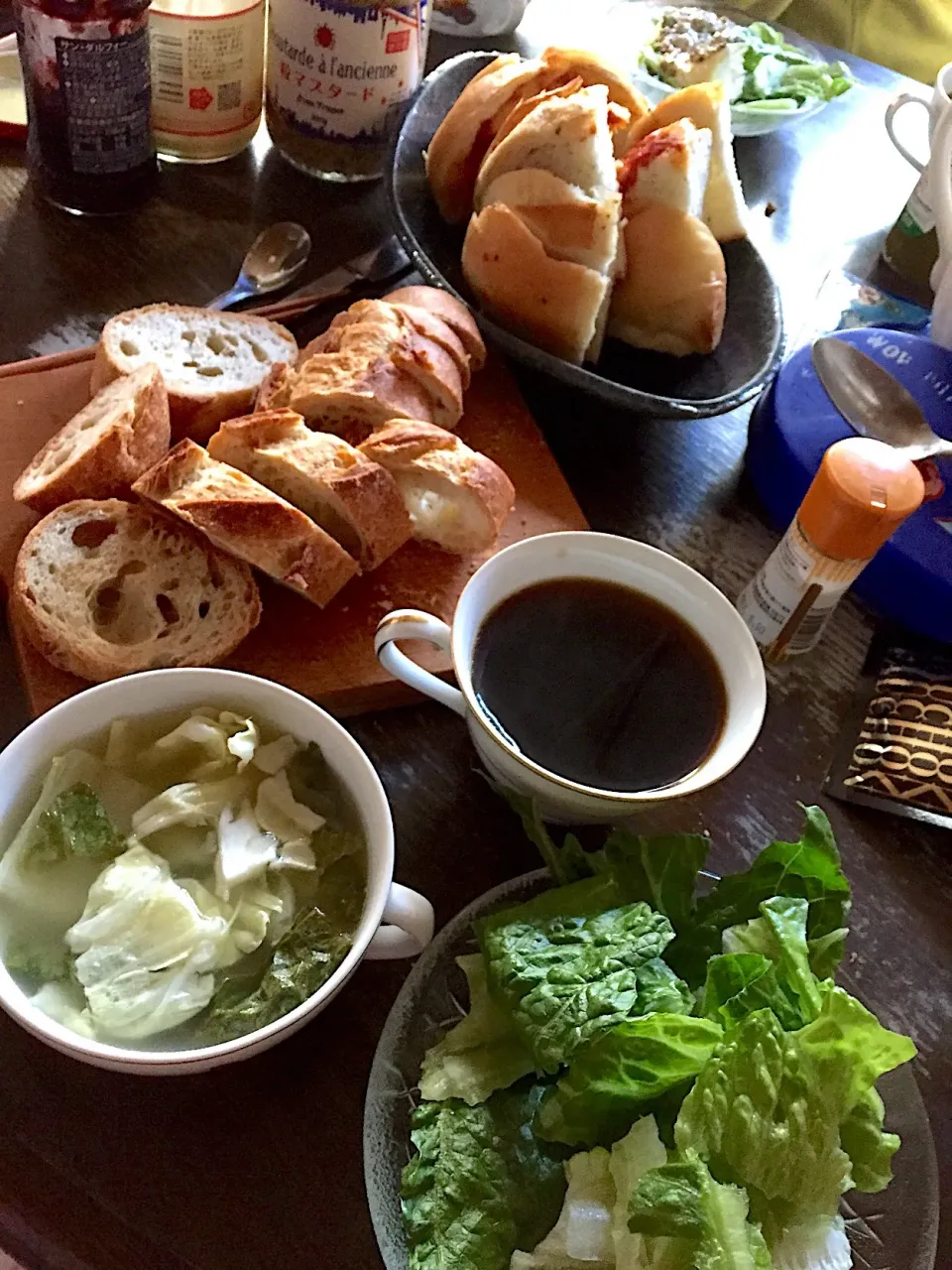 新鮮野菜と生姜スープで朝ごはん。珈琲が美味い|chiiさん