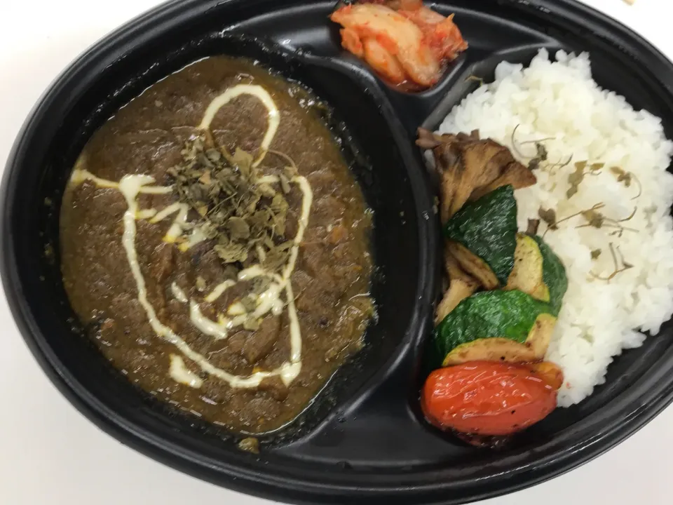 ジャイアンとカレー🍛|まさとさん