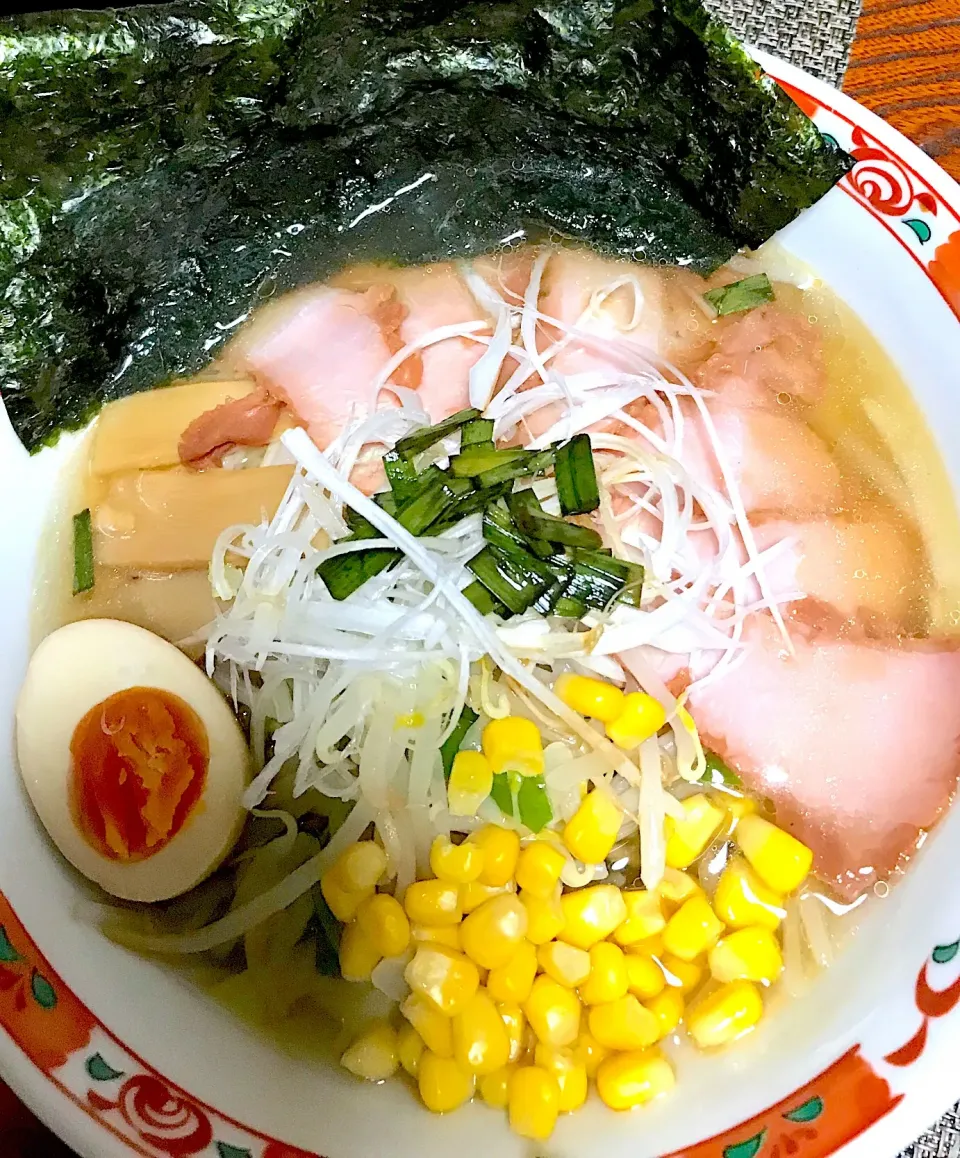 Snapdishの料理写真:シュトママ亭塩ラーメン|シュトママさん