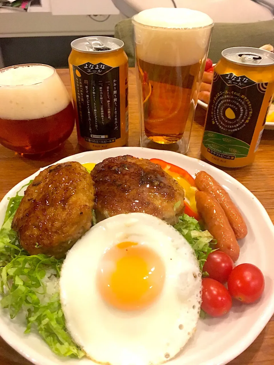 鶏つくねハンバーグのロコモコ丼て、よなよなエール新旧飲み比べ🍻✨|なかじー。さん