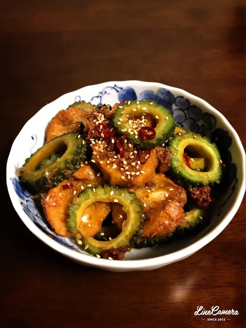 Snapdishの料理写真:ゴーヤと油麩の煮物🍲|とんちんさん