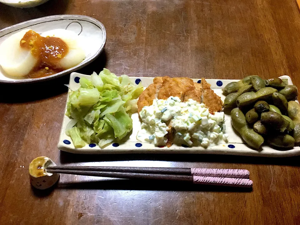 夜ご飯
チキン南蛮
ふろふき大根
キャベツの酢の物
枝豆|♪nanamin♪さん